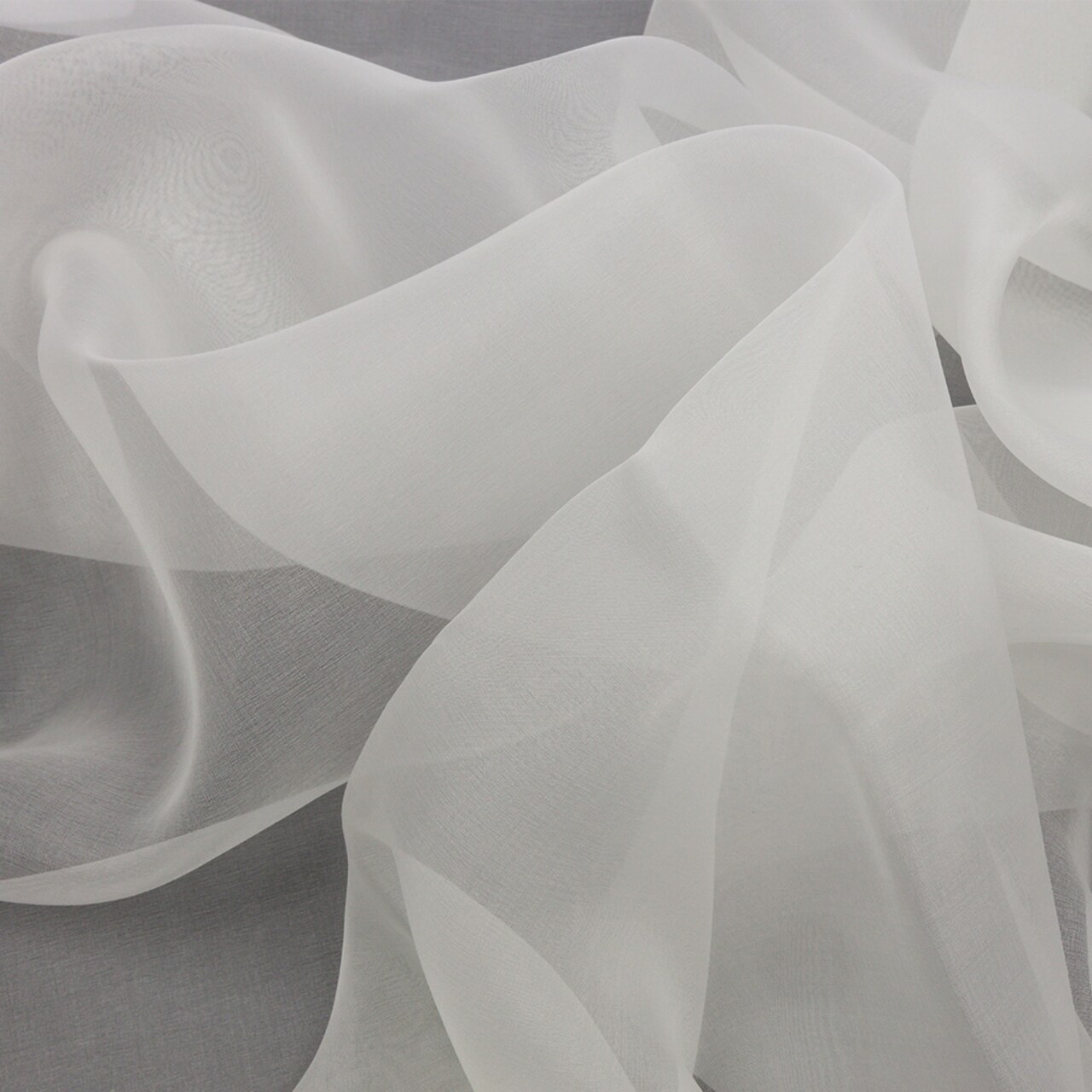 1 Yard Whisper White Silk Organza Fabric Lightweight Sheer Material for Bridal Gowns 44 Inch Width